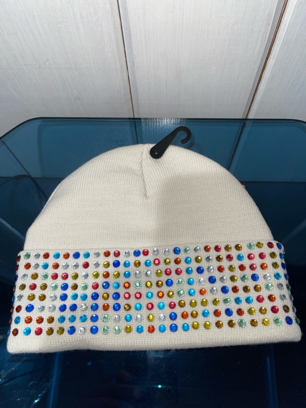 Kurt Geiger London Logo Crystal Cuff Beanie NWT - Picture 6 of 7